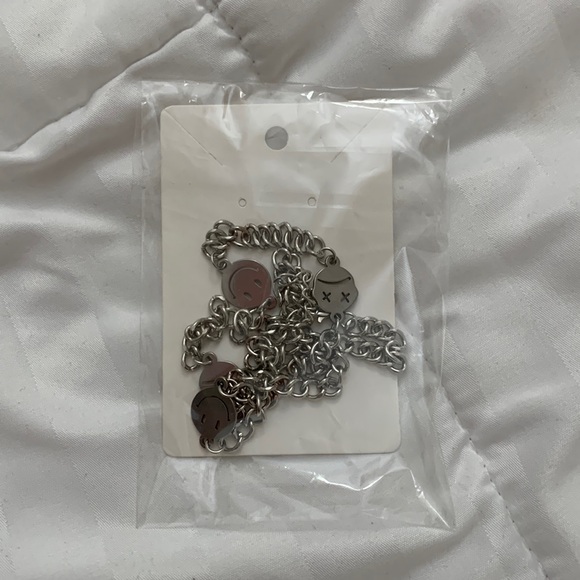 Emoji Necklace - Picture 1 of 2